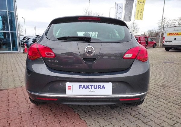 Opel Astra cena 35900 przebieg: 116182, rok produkcji 2015 z Łódź małe 254